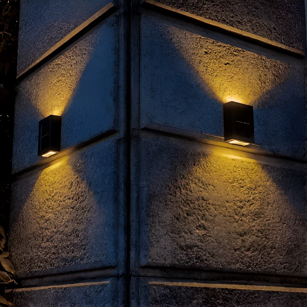 LumiSun – Solenergi Vägglampa med Dubbel Ljusspridning | Vattentät Utomhusbelysning LED IP65 - Bild 8