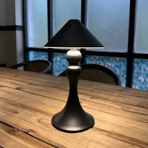 PortaGlow Bordslampa - Sladdlös, böjd Metallampa med Retrokänsla