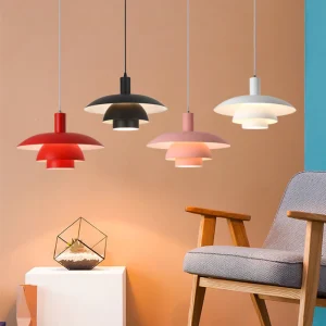 Skandinavisk Metall Hänglampa i Modern Design - Färgglad Pendellampa