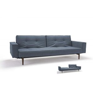 Splitback bäddsoffa med tyg armstöd från Danska Innovation Living